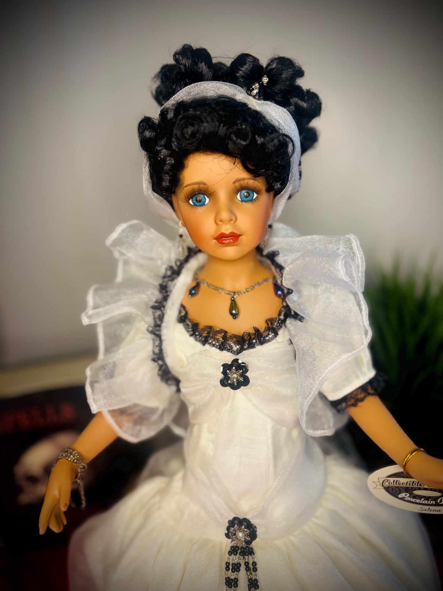 Deep Bond Only… Haunted Doll Veronica | Loving Spirit Companion | Emotional Healing Guide | Medium Bridge to Spirit World