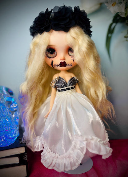 Haunted Dolls Halo- Custom Blythe Vessel- OOAK- Positive Energy