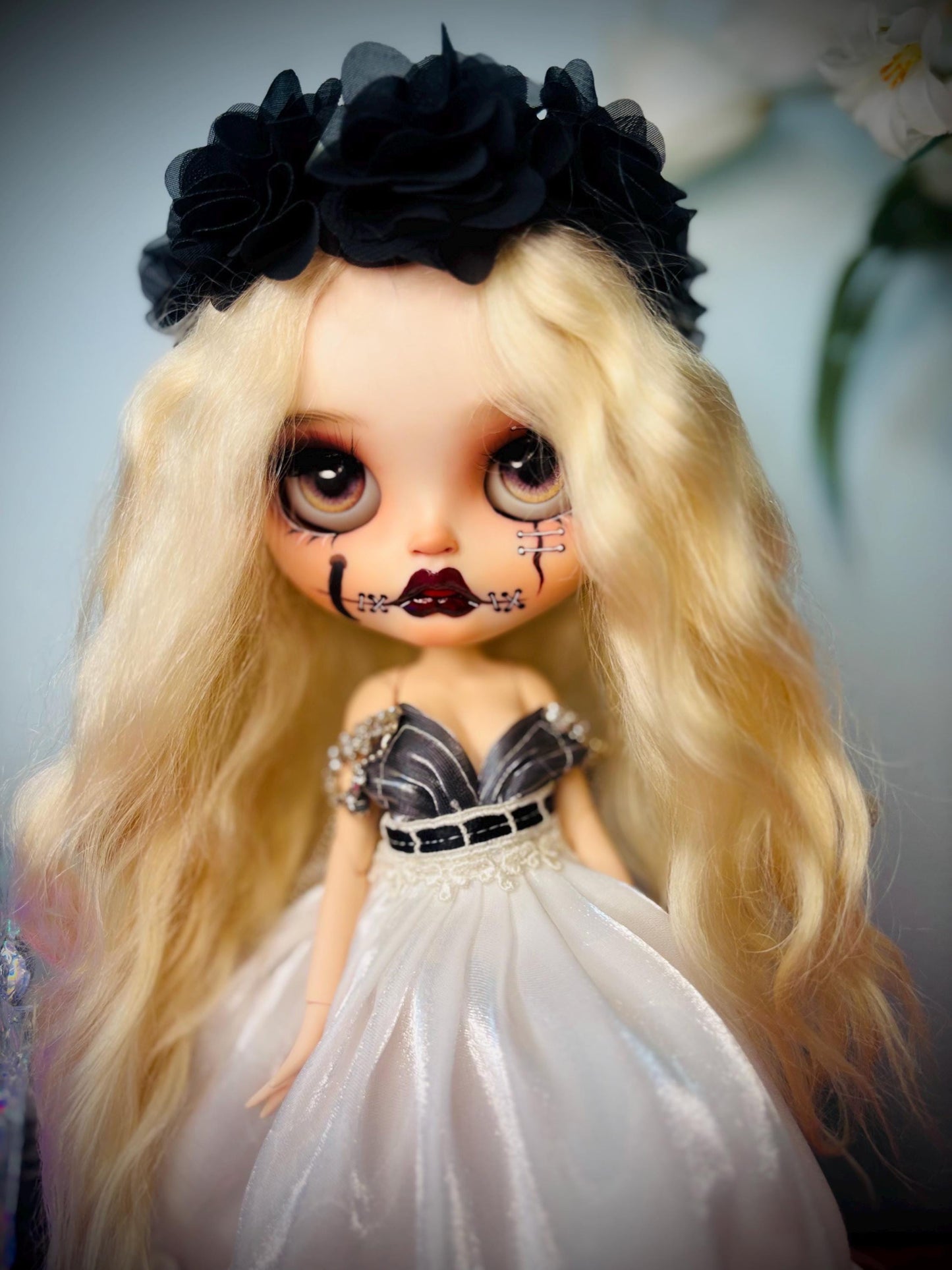 Haunted Dolls Halo- Custom Blythe Vessel- OOAK- Positive Energy