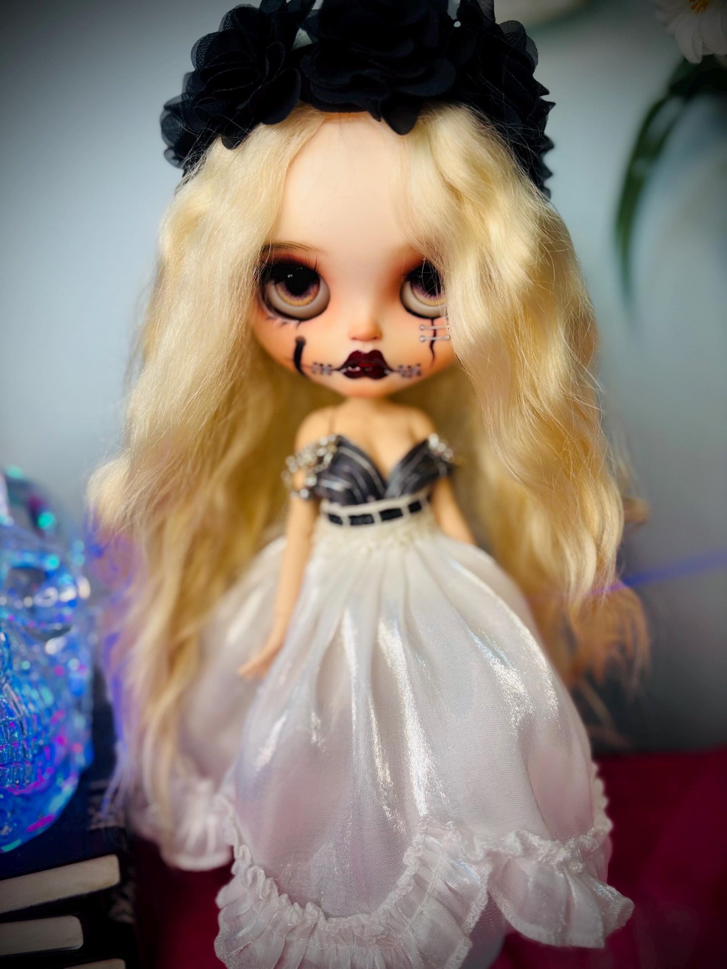 Haunted Dolls Halo- Custom Blythe Vessel- OOAK- Positive Energy